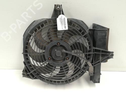 Used Radiator fan HYUNDAI SANTA FÉ I (SM) 2.4 16V (146 hp) 9359231