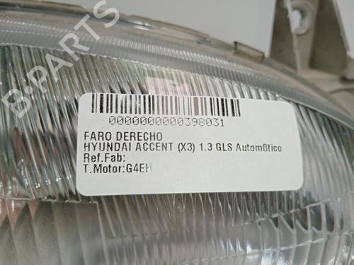Right headlight HYUNDAI ACCENT I (X-3) 1.3 i 12V | BP17393132C29 