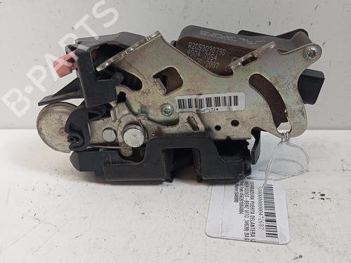 Used Front left lock Front left lock MERCEDES-BENZ VITO / MIXTO Van (W639) 111 CDI (639.601, 639.603) (116 hp) 33658621 33658621