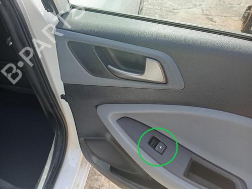 Used Right rear window switch HYUNDAI i20 II (GB, IB) [2014-2021]  24527912