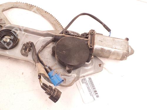 BP9353033C22 | Alzavetro anteriore sinistro BMW 5 (E34)  BP9353033C22