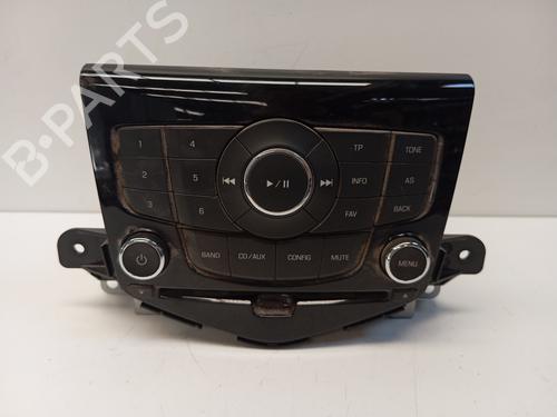 Used Radio CHEVROLET CRUZE (J300) 1.6 (124 hp) 16569636