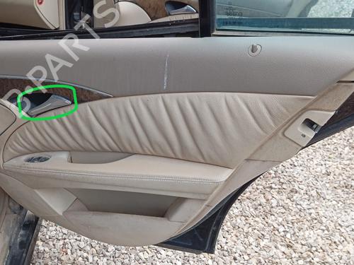Used Rear right interior door handle MERCEDES-BENZ E-CLASS (W211) E 320 CDI (211.026) (204 hp) 24506829