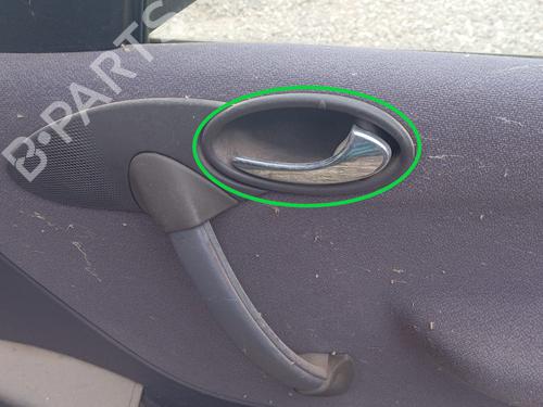 Used Front right interior door handle MERCEDES-BENZ A-CLASS (W168) A 140 (168.031, 168.131) (82 hp) 24417522