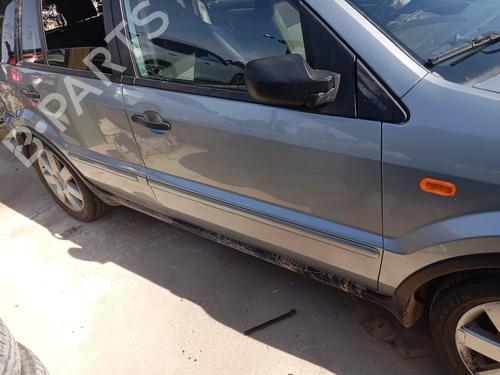 Høyre foran utvendig håndtak FORD FUSION (JU_) 1.4 TDCi (68 hp) 24034007