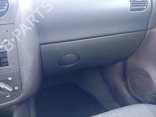 Handskerum OPEL CORSA C (X01) [2000-2009]  25136263