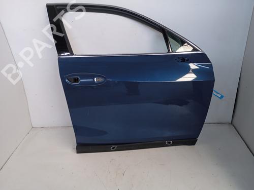 right-front-door-lexus-ux-_aa1_-_ah1_-_ma1_-2018-26122109 main image