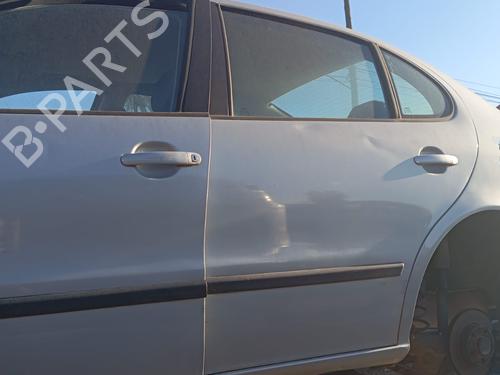Used Front left lock SEAT TOLEDO II (1M2) [1998-2006]  16232107