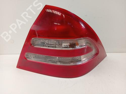 Used Right taillight MERCEDES-BENZ C-CLASS (W203) C 220 CDI (203.006) (136 hp) 29316474
