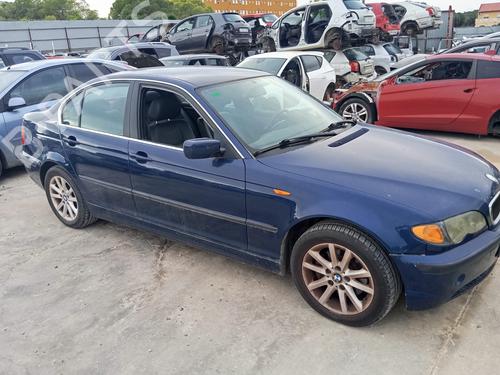 Guarda-lamas direito BMW 3 (E46) 320 d (150 hp) 31138942