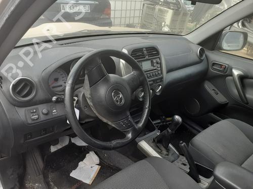 Used Steering column stalk TOYOTA RAV 4 II (_A2_) 2.0 D 4WD (CLA20_, CLA21_, CLA20R, CLA21R) (116 hp) 12283762
