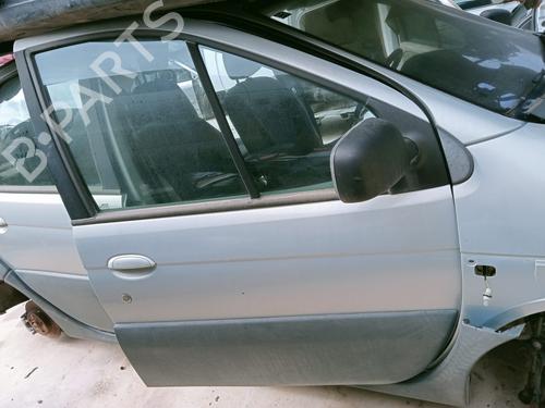 Høyre foran lås RENAULT SCÉNIC I MPV (JA0/1_, FA0_) 2.0 16V RX4 (139 hp) 24801038