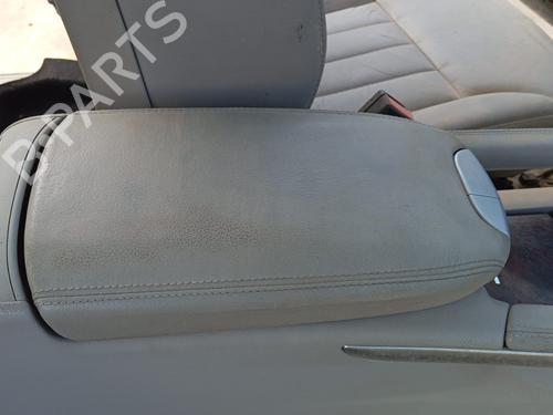 Used Armrest / Center console MERCEDES-BENZ M-CLASS (W164) ML 320 CDI 4-matic (164.122) (224 hp) 24497183