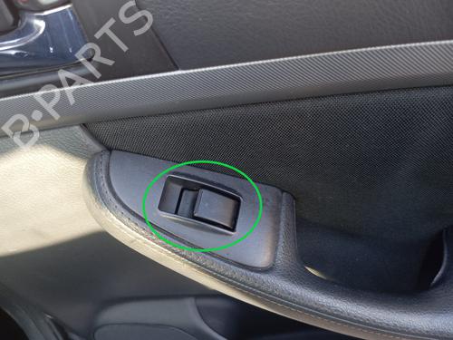 Used Right rear window switch TOYOTA AVENSIS (_T25_) 2.2 D-4D (ADT251_, ADT251R) (150 hp) 28484372