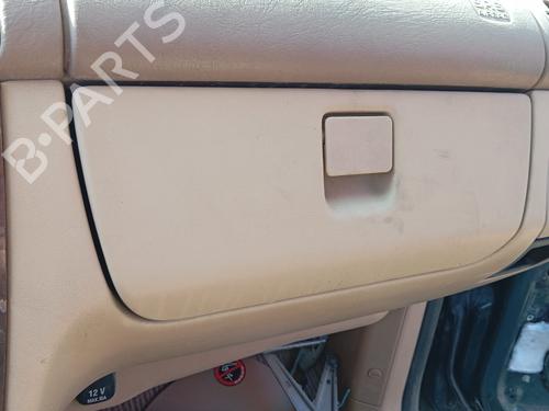Used Glove box MERCEDES-BENZ M-CLASS (W163) ML 270 CDI (163.113) (163 hp) 16253344