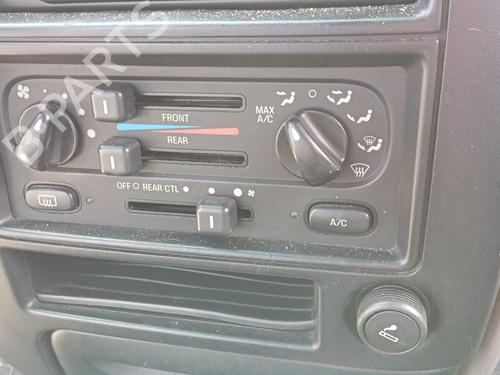 Used Climate control FORD USA WINDSTAR (A3) [1995-2004]  17666554