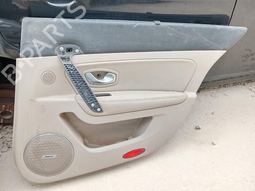 Used Rear right interior door handle RENAULT LATITUDE (L70_) 3.0 dCi 240 (L70G) (241 hp) 20665686