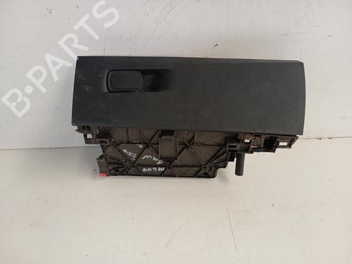Used Glove box BMW 2 Active Tourer (F45) 216 d (116 hp) 28825973