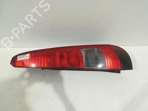 Used Right taillight FORD FIESTA V (JH_, JD_) 1.4 TDCi (68 hp) 9355639