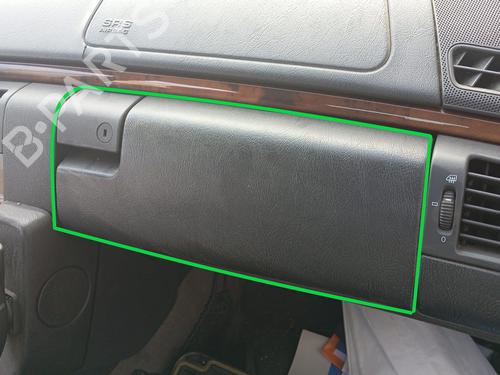 Used Glove box MERCEDES-BENZ E-CLASS (W210) E 220 CDI (210.006) (125 hp) 16232864