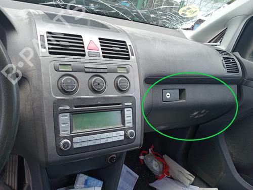 Used Glove box VW TOURAN (1T1, 1T2) 1.9 TDI (105 hp) 17965186