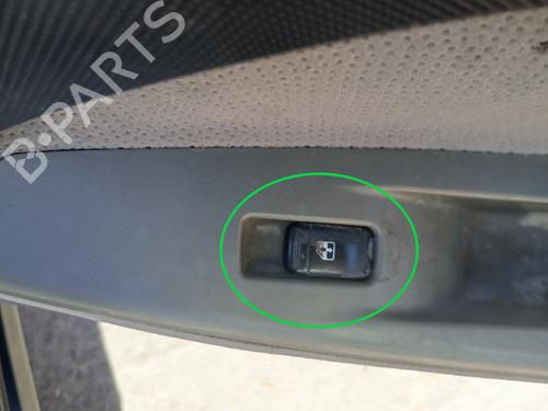 Used Right front window switch CHEVROLET LACETTI (J200) [2003-2025]  28681108