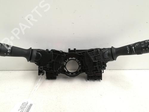 Used Switch TOYOTA AURIS (_E18_) 1.8 Hybrid (ZWE186_, ZWE186R) (136 hp) 13548831