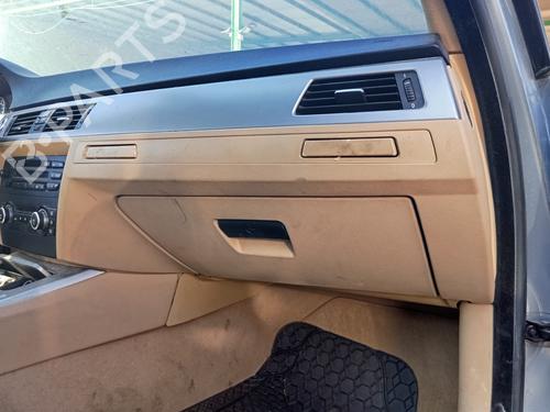 Dashboardkastje BMW 3 (E90) 320 d (163 hp) 28484426
