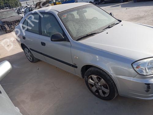 Left headlight HYUNDAI ACCENT II (LC) 1.5 CRDi | BP22769252C28