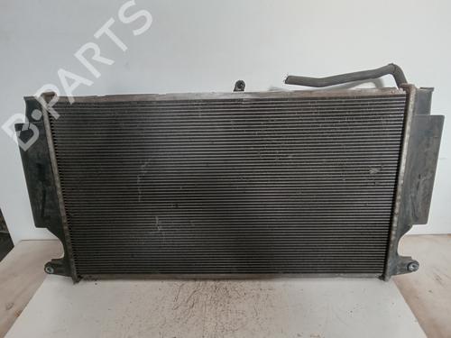 Used Water radiator TOYOTA AURIS (_E18_) [2012-2019]  30601756