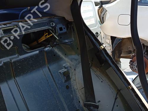 Used Rear left seatbelt MERCEDES-BENZ S-CLASS (W220, V220) S 320 CDI (220.025, 220.125) (204 hp) 18321168