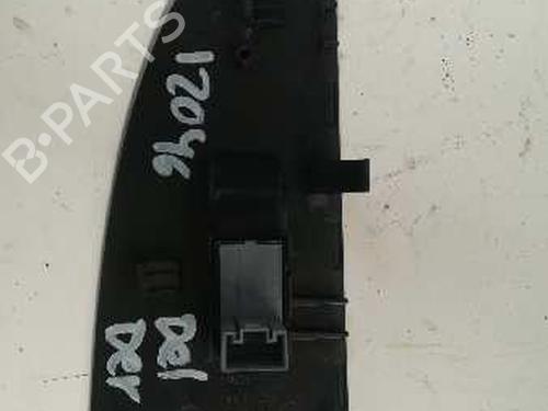 Right front window switch SEAT LEON (1P1) 1.9 TDI | BP9354569I26