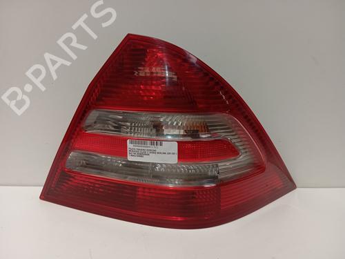 Used Right taillight MERCEDES-BENZ C-CLASS (W203) C 220 CDI (203.008) (150 hp) 21813892