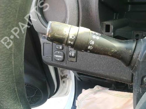 Used Headlight switch TOYOTA YARIS (_P13_) [2010-2020]  12314356