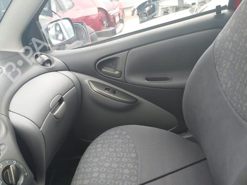 Türgriff hinten links außen TOYOTA YARIS (_P1_) 1.3 (SCP12_, SCP13_, SCP12R, SCP13R) | BP16231754C130 