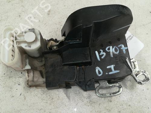 Used Front left lock ALFA ROMEO 147 (937_) 1.6 16V T.SPARK ECO (937.AXA1A, 937.BXA1A) (105 hp) 13636199