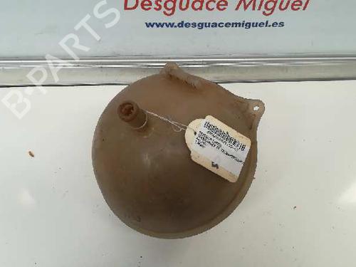 Used Expansion tank VW TRANSPORTER T4 Van (70A, 70H, 7DA, 7DH) [1990-2003]  9353592