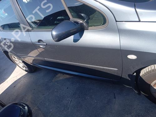 Used Right front door PEUGEOT 307 (3A/C) [2000-2012]  25863595