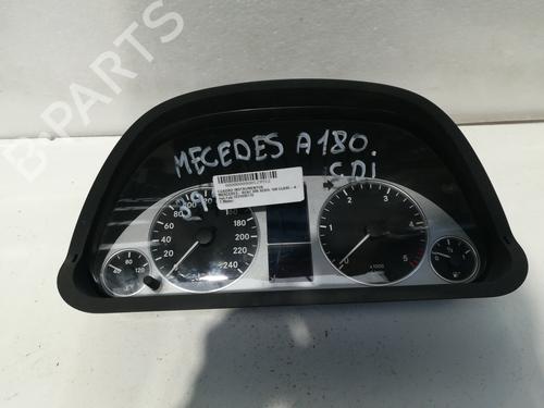 Used Instrument cluster MERCEDES-BENZ A-CLASS (W168) [1997-2005]  9348253