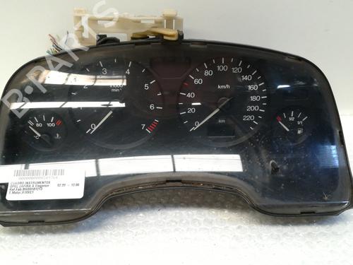 Used Instrument cluster OPEL ZAFIRA A MPV (T98) 1.8 16V (F75) (116 hp) 15660246