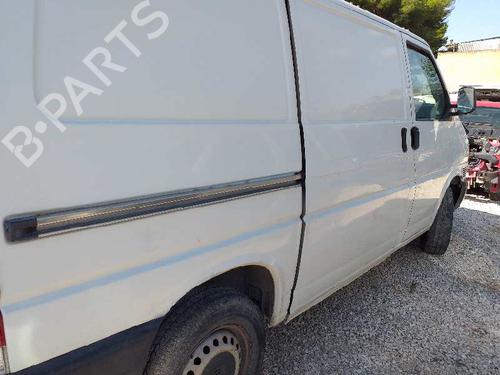 Left taillight VW TRANSPORTER T4 Van (70A, 70H, 7DA, 7DH)  | BP9356722C34 