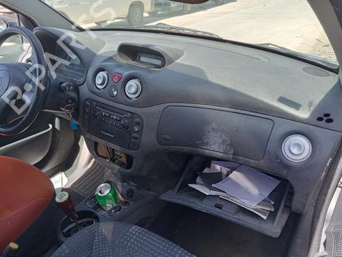 Used Left front window switch CITROËN C2 (JM_) 1.4 HDi (68 hp) 26290961