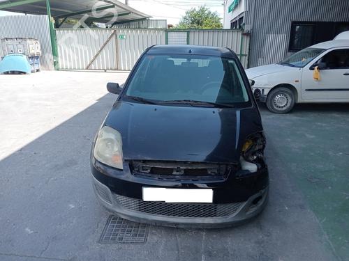 Used Right headlight FORD FIESTA V (JH_, JD_) 1.3 (69 hp) 22925260