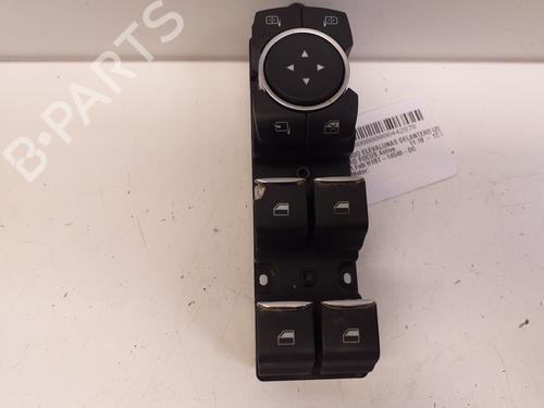 Pulsantiera anteriore sinistra FORD FOCUS IV (HN) [2018-2025]  30852151