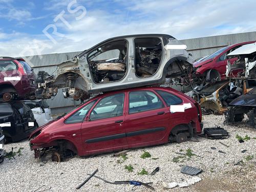 Venstre forlygte CITROËN C3 III (SX)  | BP25857517C28 