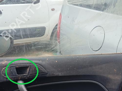 Poignée intérieure avant droite FORD FIESTA VI (CB1, CCN) 1.25 (82 hp) 24471926