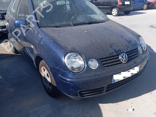 Used Right headlight VW POLO IV (9N_, 9A_) 1.4 16V (75 hp) 29078633