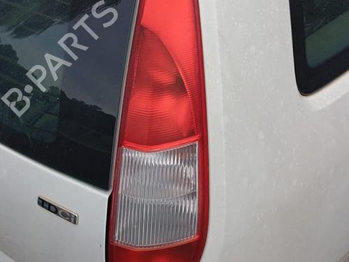 Used Right taillight FORD MONDEO III Turnier (BWY) [2000-2007]  22196064