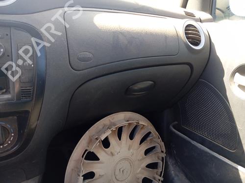 Used Glove box CITROËN C2 (JM_) 1.4 HDi (68 hp) 26497038