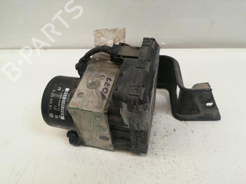 Used ABS pump SEAT LEON (1M1) [1999-2006]  9350527